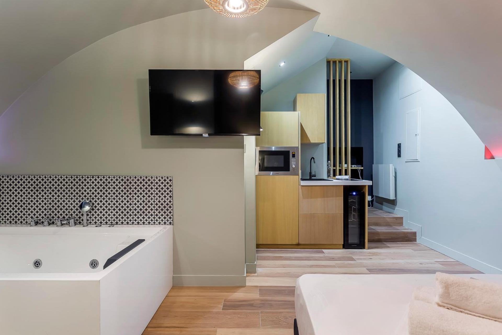 Suite Romantique Balneo Centre Lyon Exterior photo